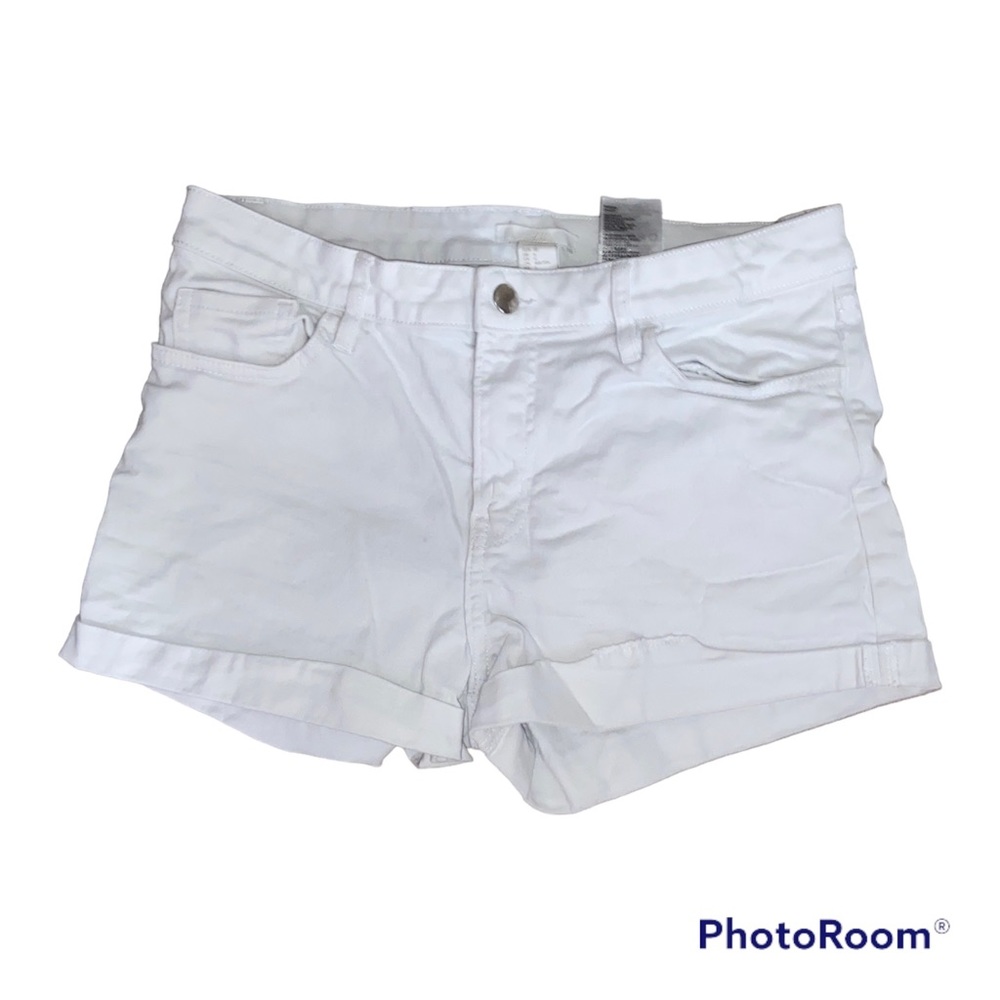 Shorts Set - Picture 2 of 6